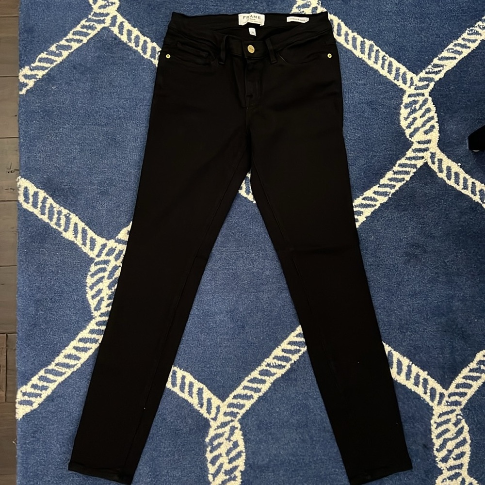 Frame Denim 26” Le Skinny de Jeanne